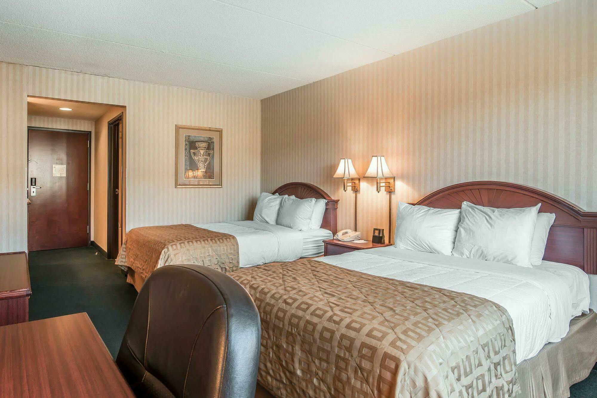 The Marx Hotel - Downtown - University Area Oneonta Luaran gambar