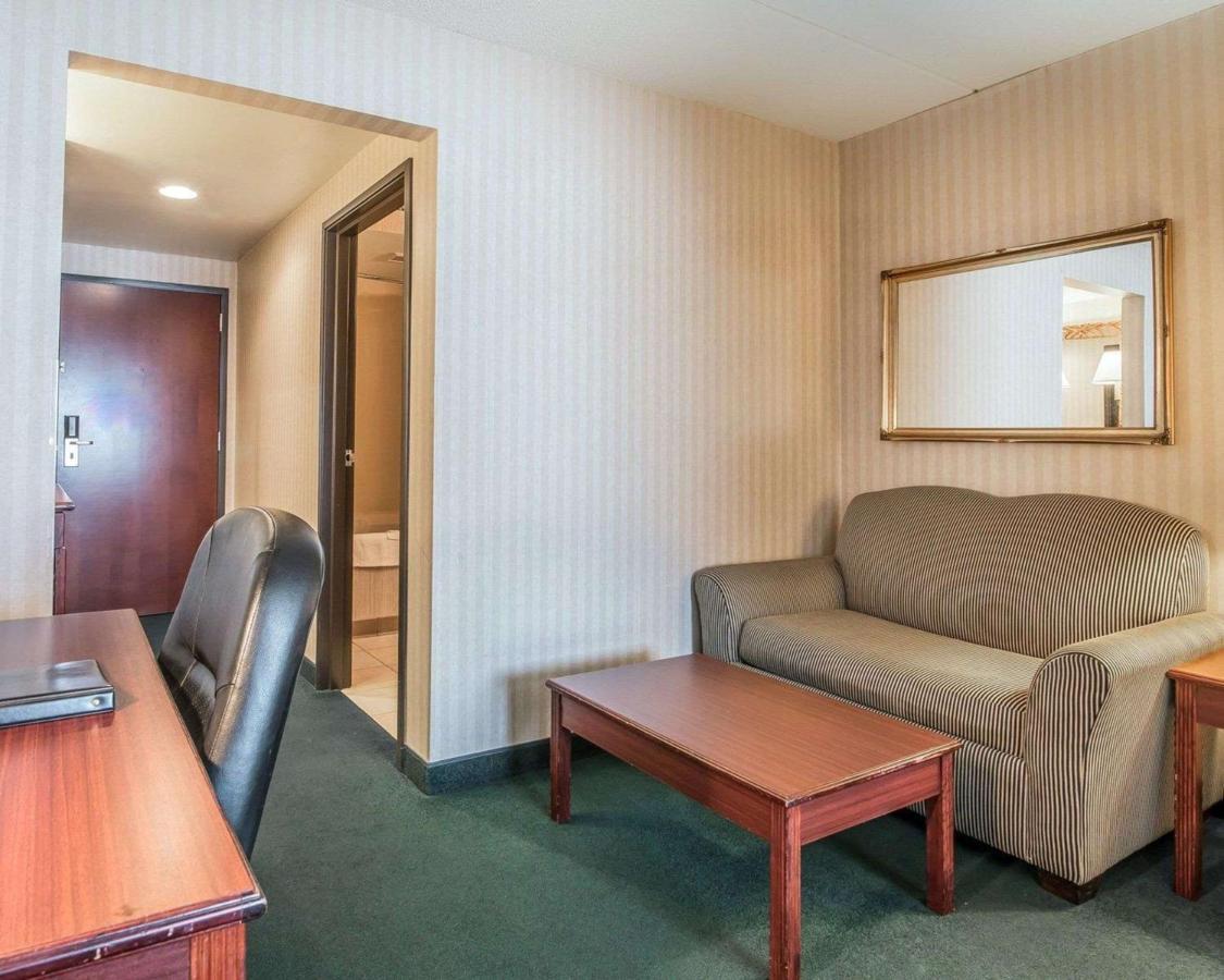 The Marx Hotel - Downtown - University Area Oneonta Luaran gambar