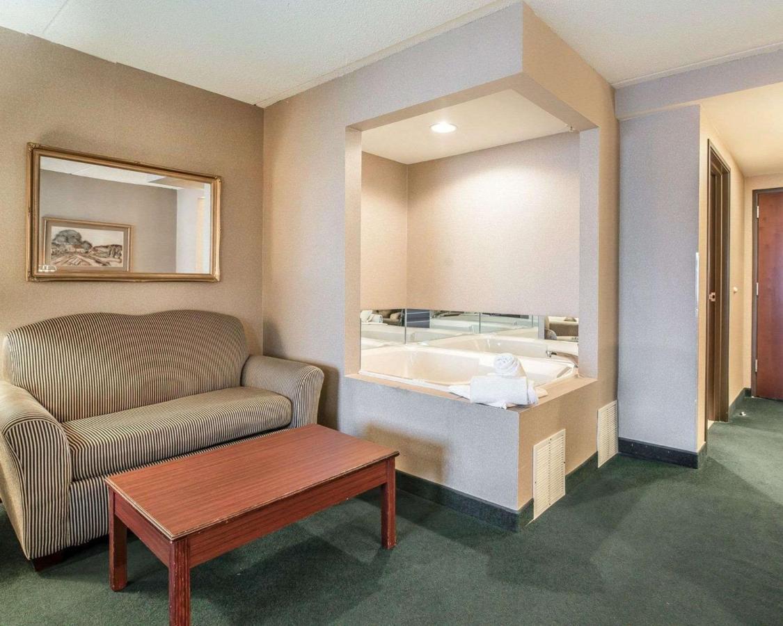 The Marx Hotel - Downtown - University Area Oneonta Luaran gambar